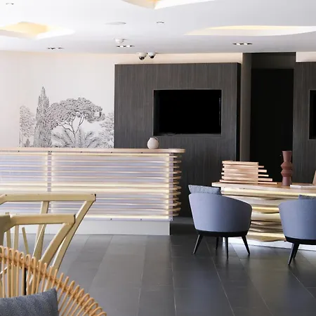 Aparthotel Thalazur - & 4*